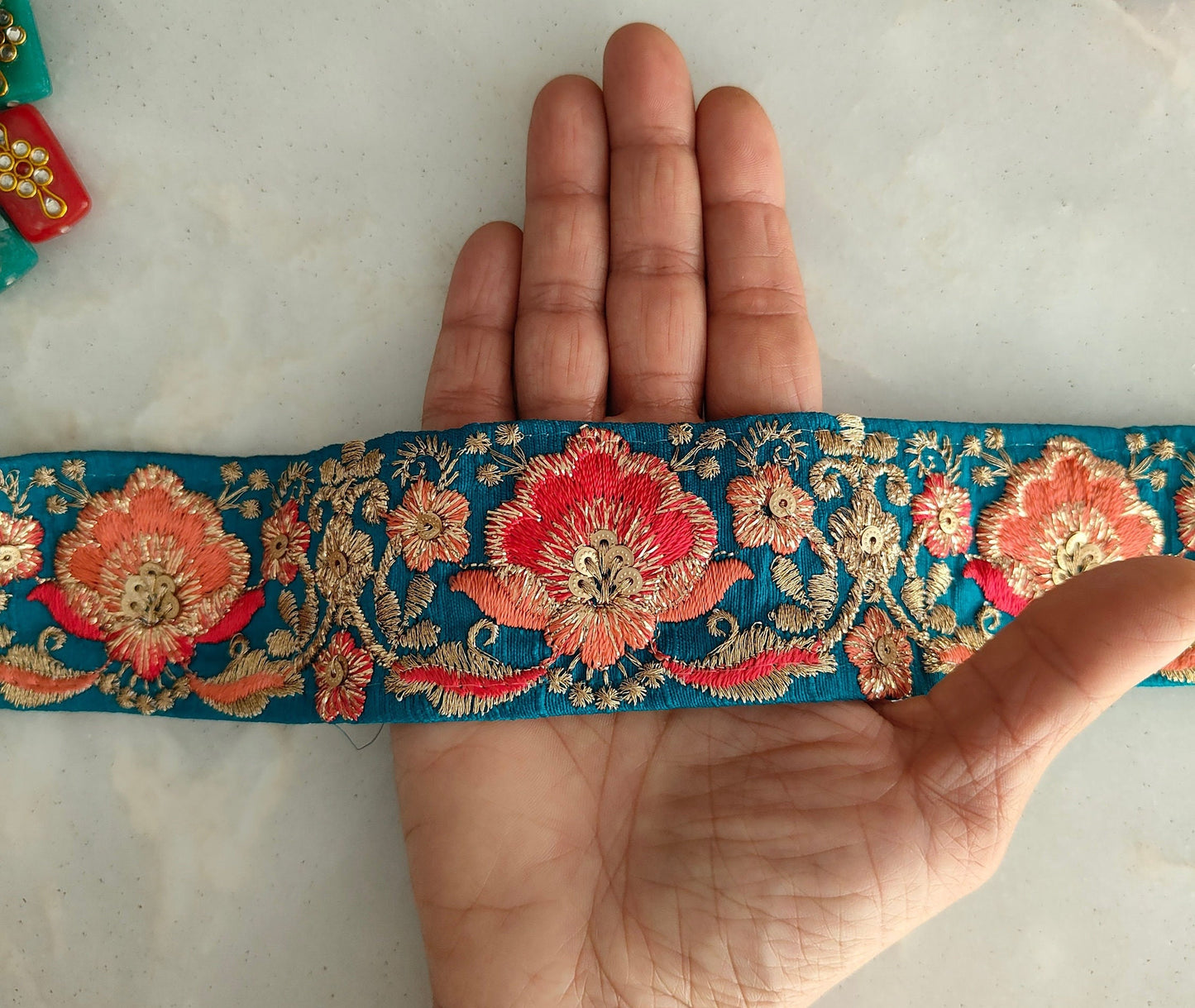 Green Red Floral Embroidered Trim,Indian Fabric Embroidered Border,Teal Green Peach Floral Lace,Floral Saree Border,インド刺繍リボン, Price/mtr