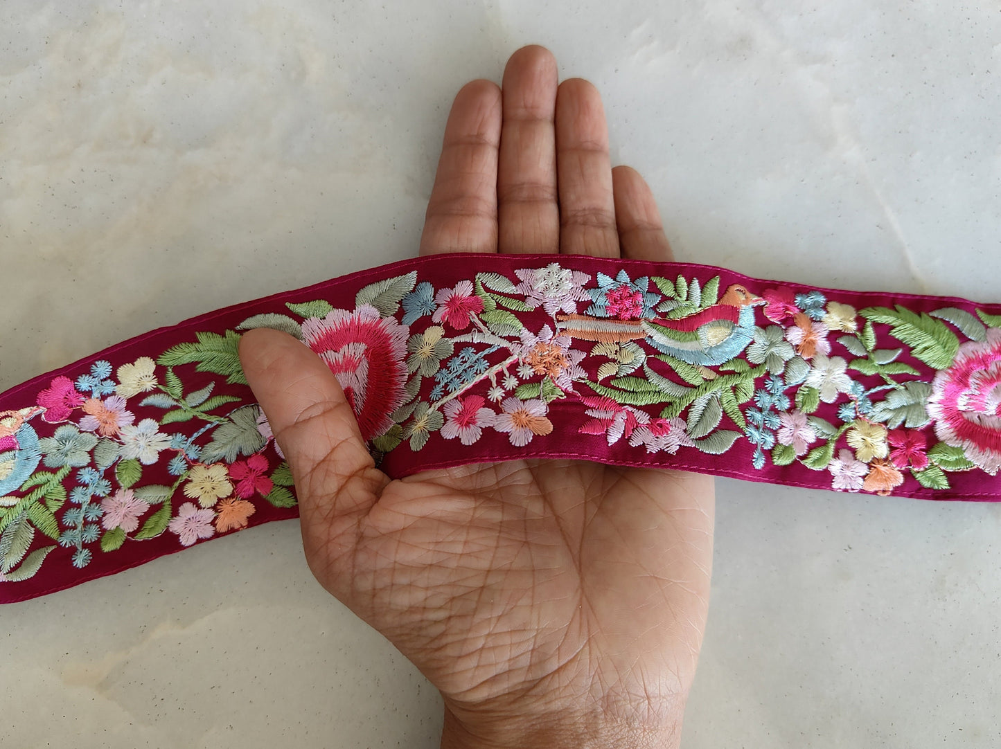 Red Pink Bird Embroidered Trim,Floral Red Parrot Border,Bright Red Floral Bird Lace,Indian Parsi Floral Saree Border,インド刺繍リボン,Price/mtr
