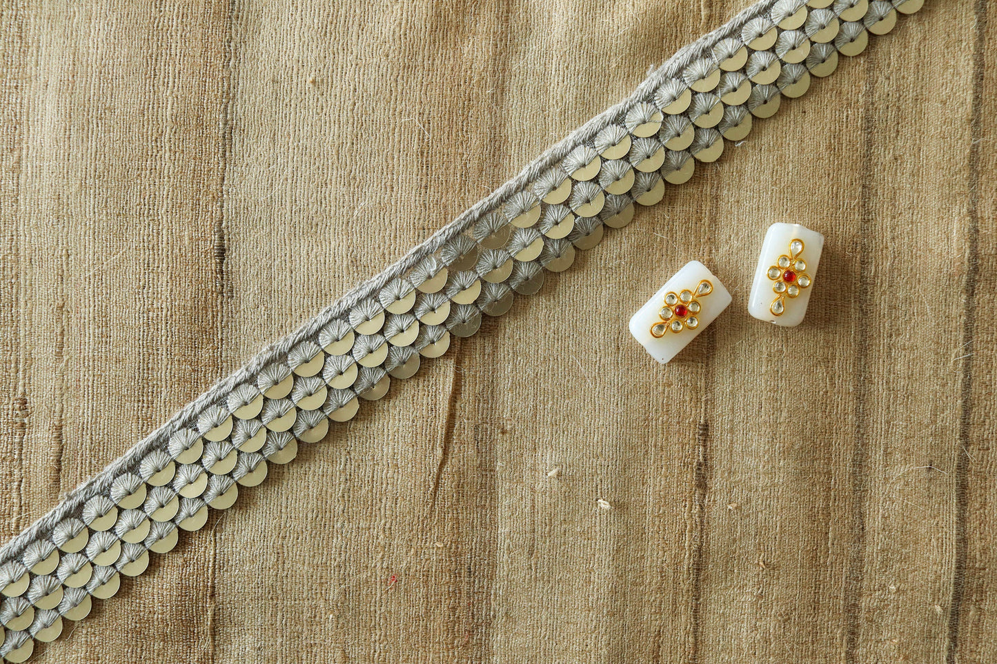 Grey Gold Sequin Fringe Trim,Handmade Grey Sequin Net Border,Boho Light Gold Grey Lace,Belly Dancing Coin Saree Border,インド刺繍リボン,Price/mtr