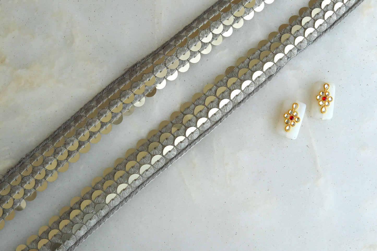 Grey Gold Sequin Fringe Trim,Handmade Grey Sequin Net Border,Boho Light Gold Grey Lace,Belly Dancing Coin Saree Border,インド刺繍リボン,Price/mtr