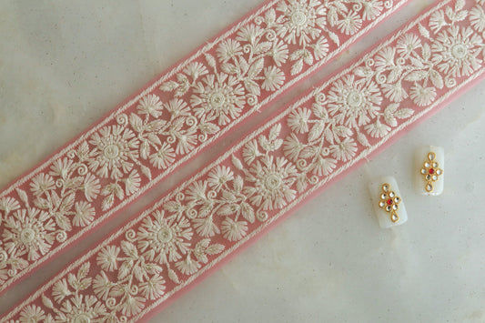 Pink White Floral Embroidered Trim,Indian Fabric Net Border,Lucknowi Chikankari Pink Lace,Pink Silver Saree Border,インド刺繍リボン,Price/mtr