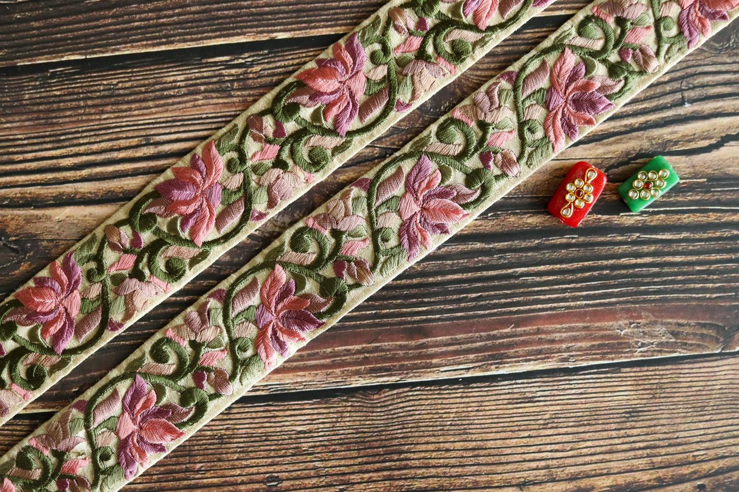 Pink Pastel Floral Embroidered Trim, Indian Fabric Embroidered Border, Pink Floral Lace, Parsi Embroidery Pastel Saree Border, Price/mtr