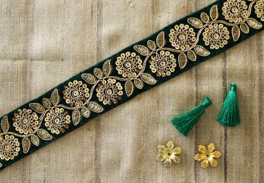 Green Gold Floral Velvet Trim,Indian Floral Embroidered Border,Green Gold Floral Lace,Designer Luxury Velvet Saree Border,Price/mtr