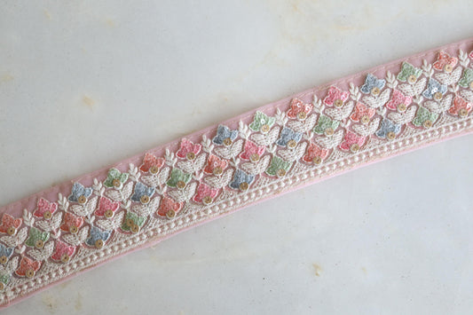 Pink White Floral Embroidered Trim, Indian Fabric Net Sequins Border, Pastel Pink Lace, Lucknowi Saree Border, インド刺繍リボン, Price/mtr