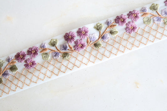 Blue Floral Checks Embroidered Trim, Purple Floral Net Border, Blue Mauve Net Lace, Indian Fabric Floral Saree Border, インド刺繍リボン, Price/mtr