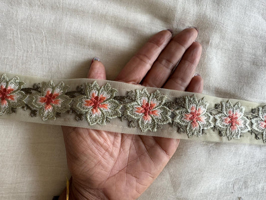 Green Peach Floral Embroidered Trim, Green Net Floral Border, Green Net Lace, Indian Fabric Trim, Floral Saree Border, インド刺繍リボン, Price/mtr