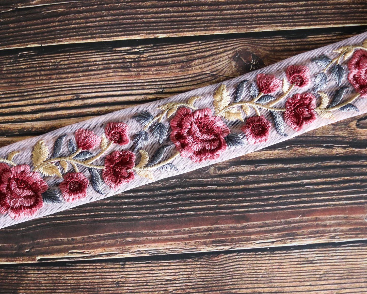 Pink Blue Floral Embroidered Trim, Net Floral Border, Pink Mauve Floral Net Lace, Indian Fabric Trim, Saree Border, インド刺繍リボン, Price/mtr