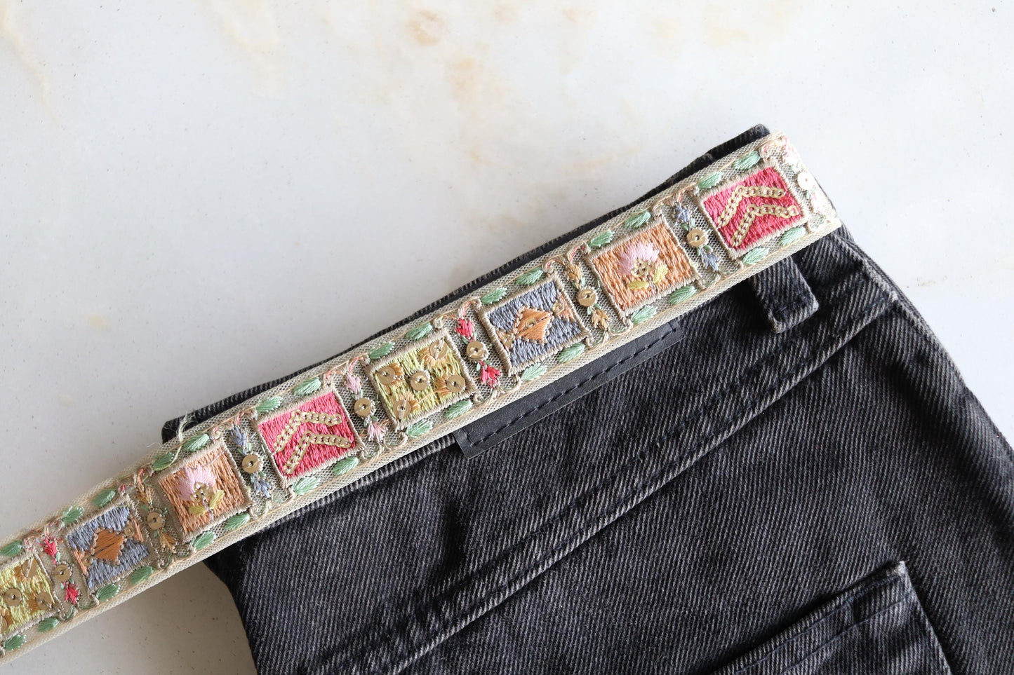 Boho Pastel Patchwork Embroidered Trim, Colourful Gold Zari Sequin Border, Square Patchwork Lace, Indian Saree Border, インド刺繍リボン, Price/mtr