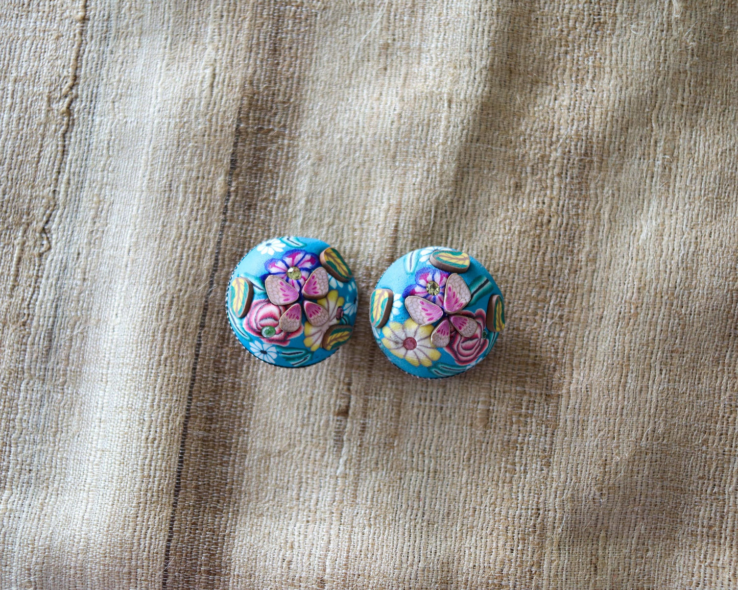Blue Pink Floral Resin Buttons, Handmade Cute Quirky Butterfly Resin Buttons, 3D Miniature Charms, Jacket Tote Bag Sherwani Buttons, 2 pcs