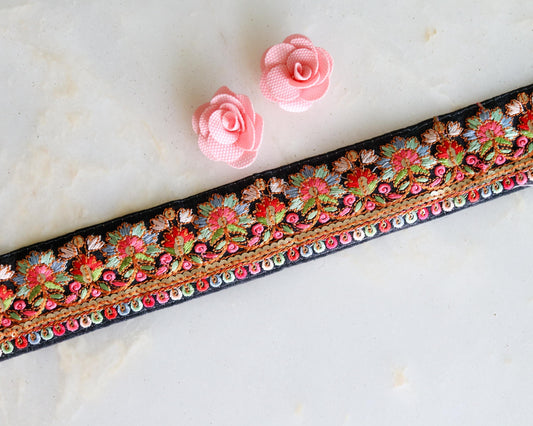 Black Red Floral Embroidered Trim, Red Black Floral Lace, Black Floral Saree Border, Indian Fabric Trim, インド刺繍リボン, Price/mtr
