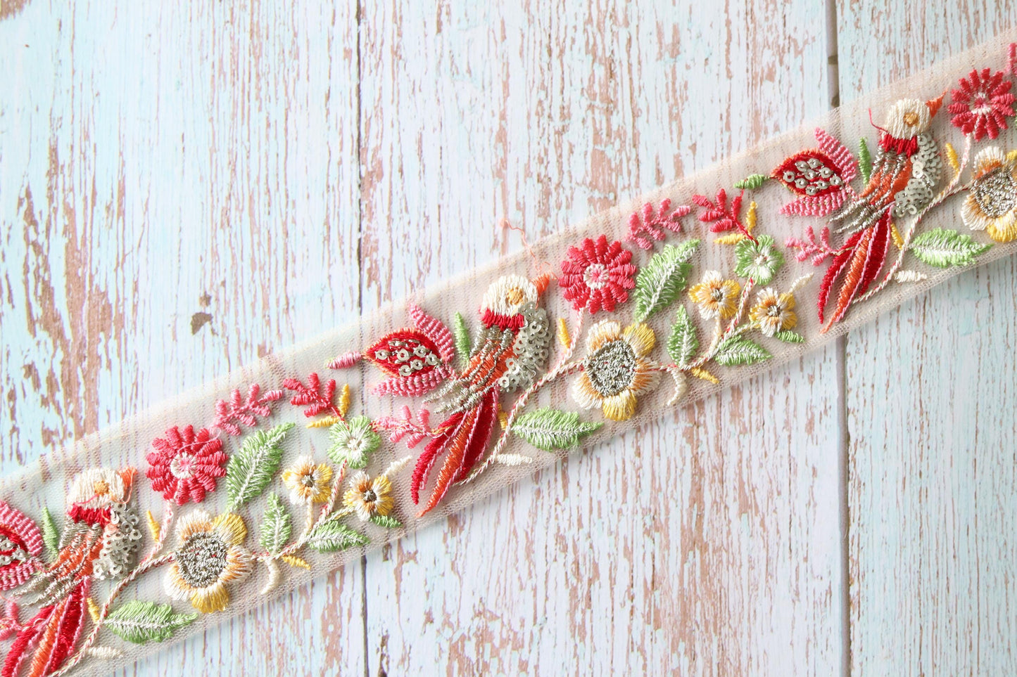 Pink Floral Parrot Embroidered Trim, Pink White Floral Bird Net Lace, Indian Fabric Trim, Floral Saree Border, インド刺繍リボン, Price/mtr