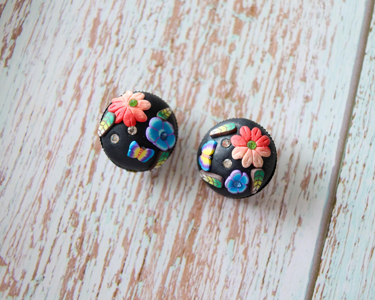 Black Pink Floral Resin Buttons, Handmade Cute Quirky Butterfly Resin Buttons, 3D Miniature Charms, Jacket Tote Bag Sherwani Buttons, 2 pcs