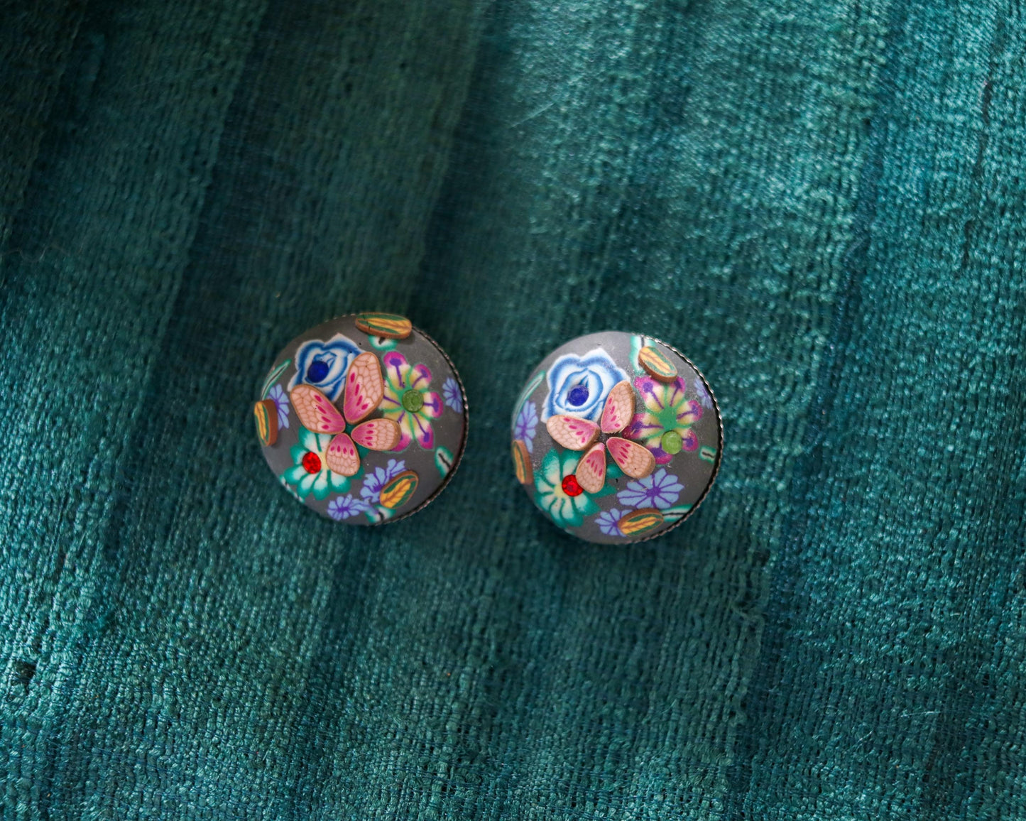 Blue Pink Floral Resin Buttons, Handmade Cute Quirky Butterfly Resin Buttons, 3D Miniature Charms, Jacket Tote Bag Sherwani Buttons, 2 pcs